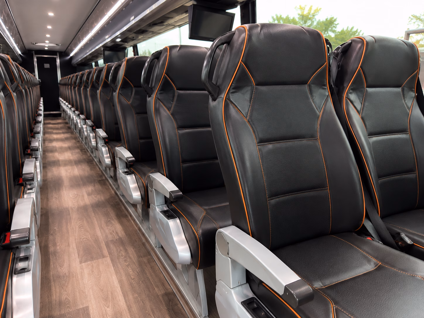 richmond airport shuttle bus rentals for private groups
