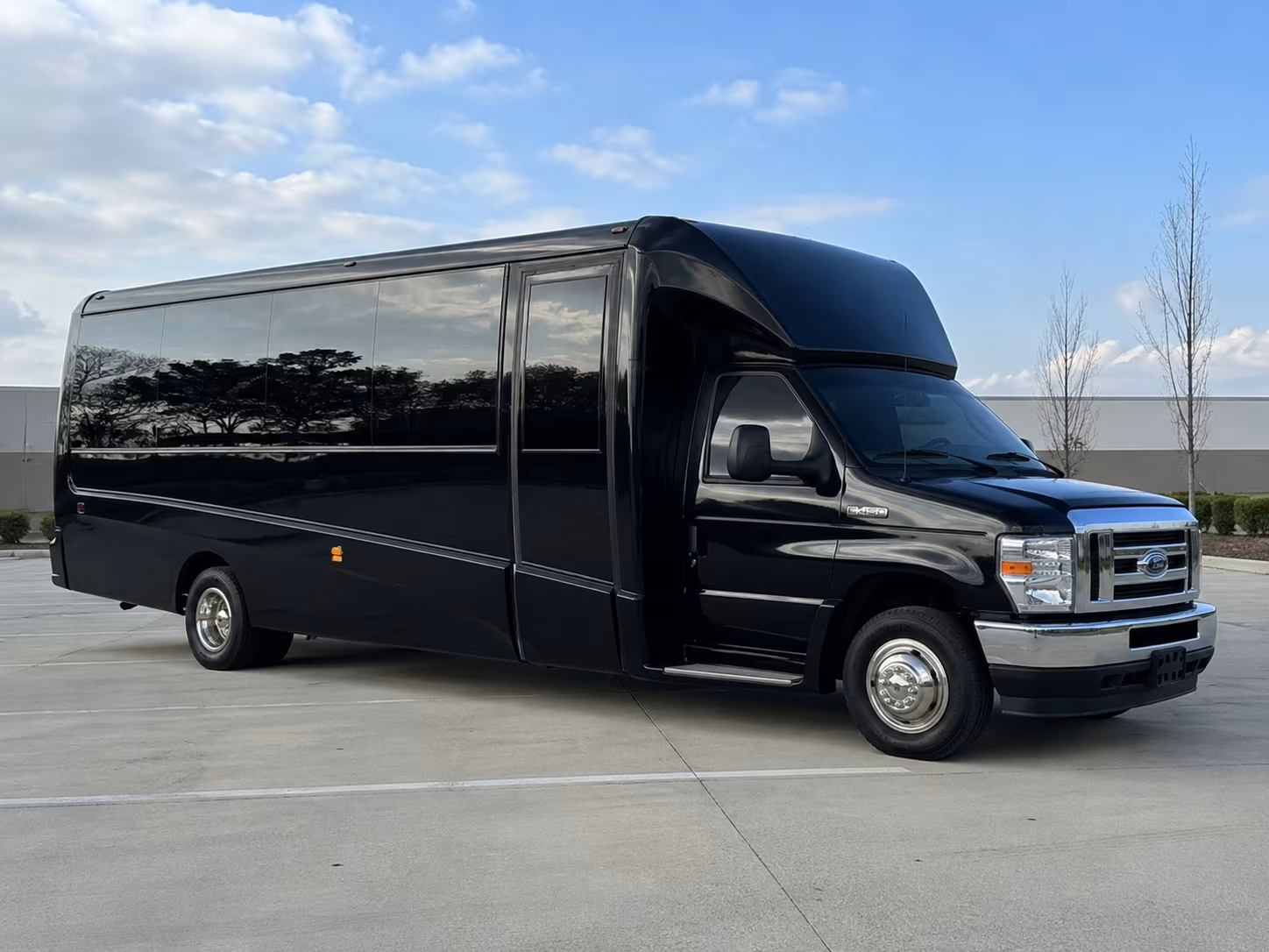 richmond hospital and campus shuttle bus rentals