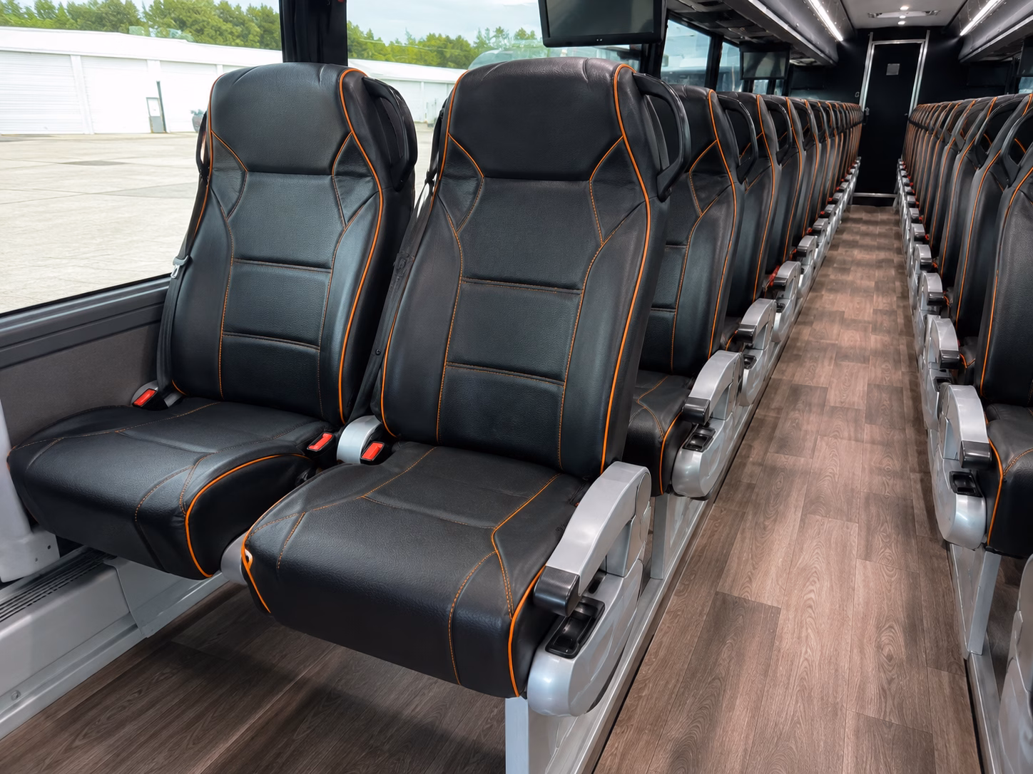 shuttle services for airline crews and airport staff in richmond